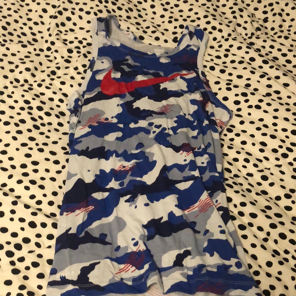 Nike Camo tank top- GREAT CONDITION WORN ONCE